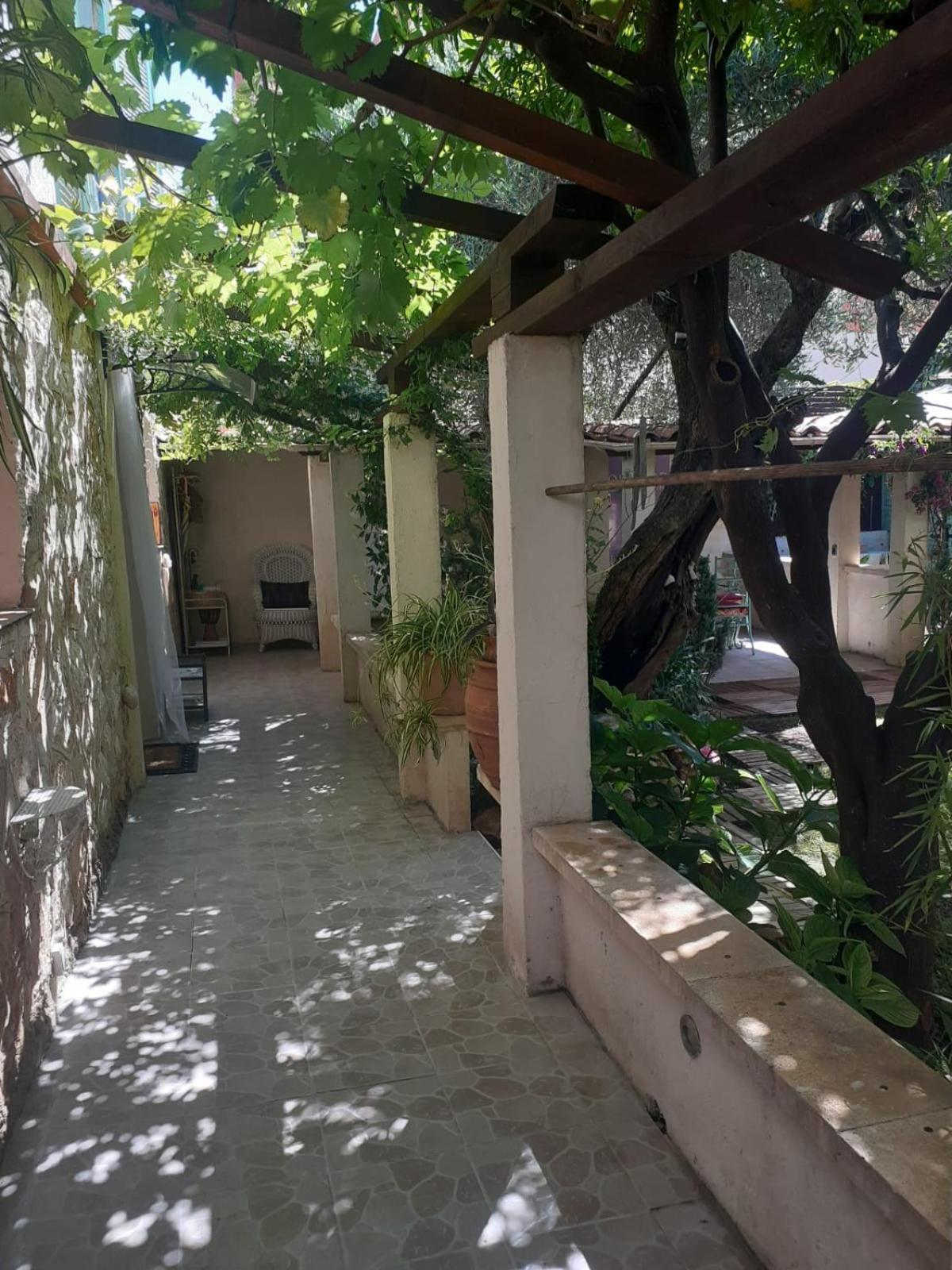 Apartment 2 Pieces, Proche Centre Ville, Gip Asfo, Jardin Et Parking Privatifs