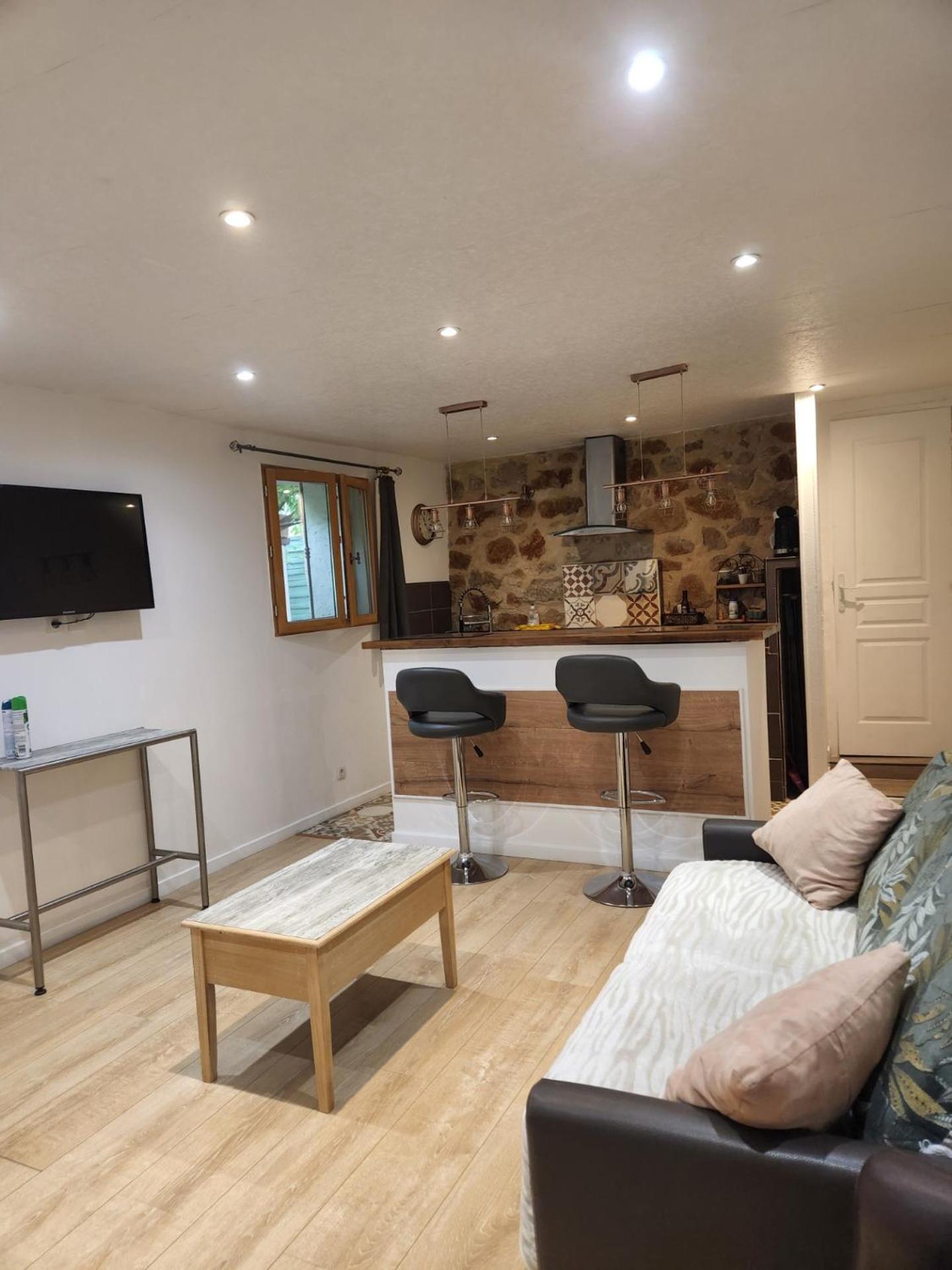 Appartement Bel Avec Jardin Privatif *